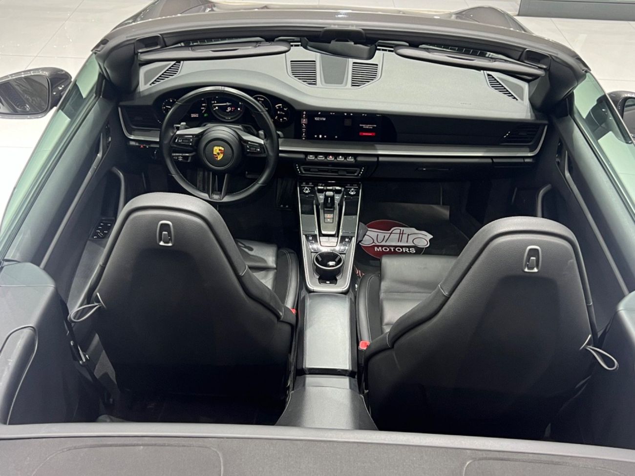 Porsche 911 Carrera 3.0L (444 HP) Coupe