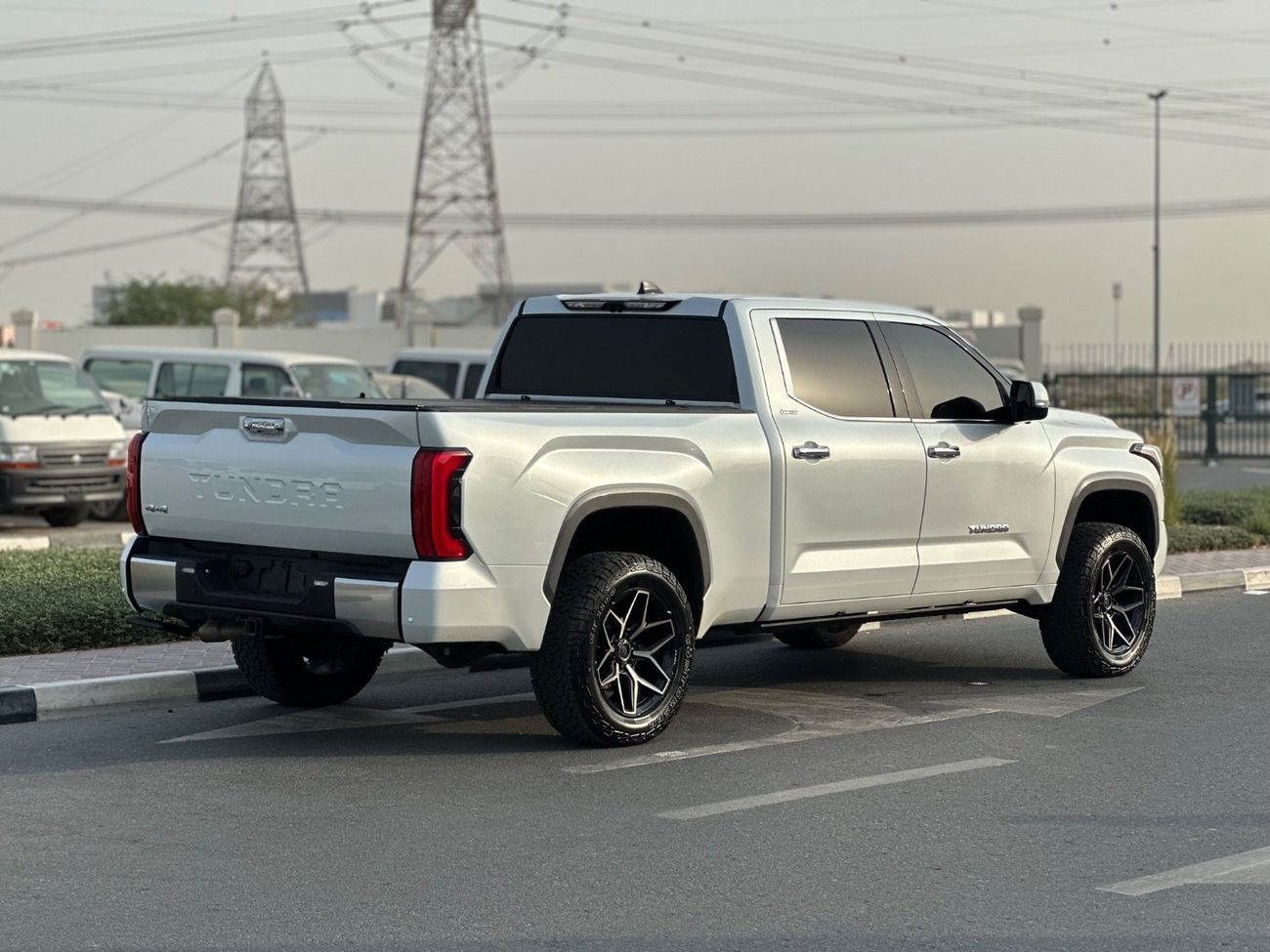 Toyota Tundra Limited Full Option | 360 camera | leather seats | 3.5 L V6