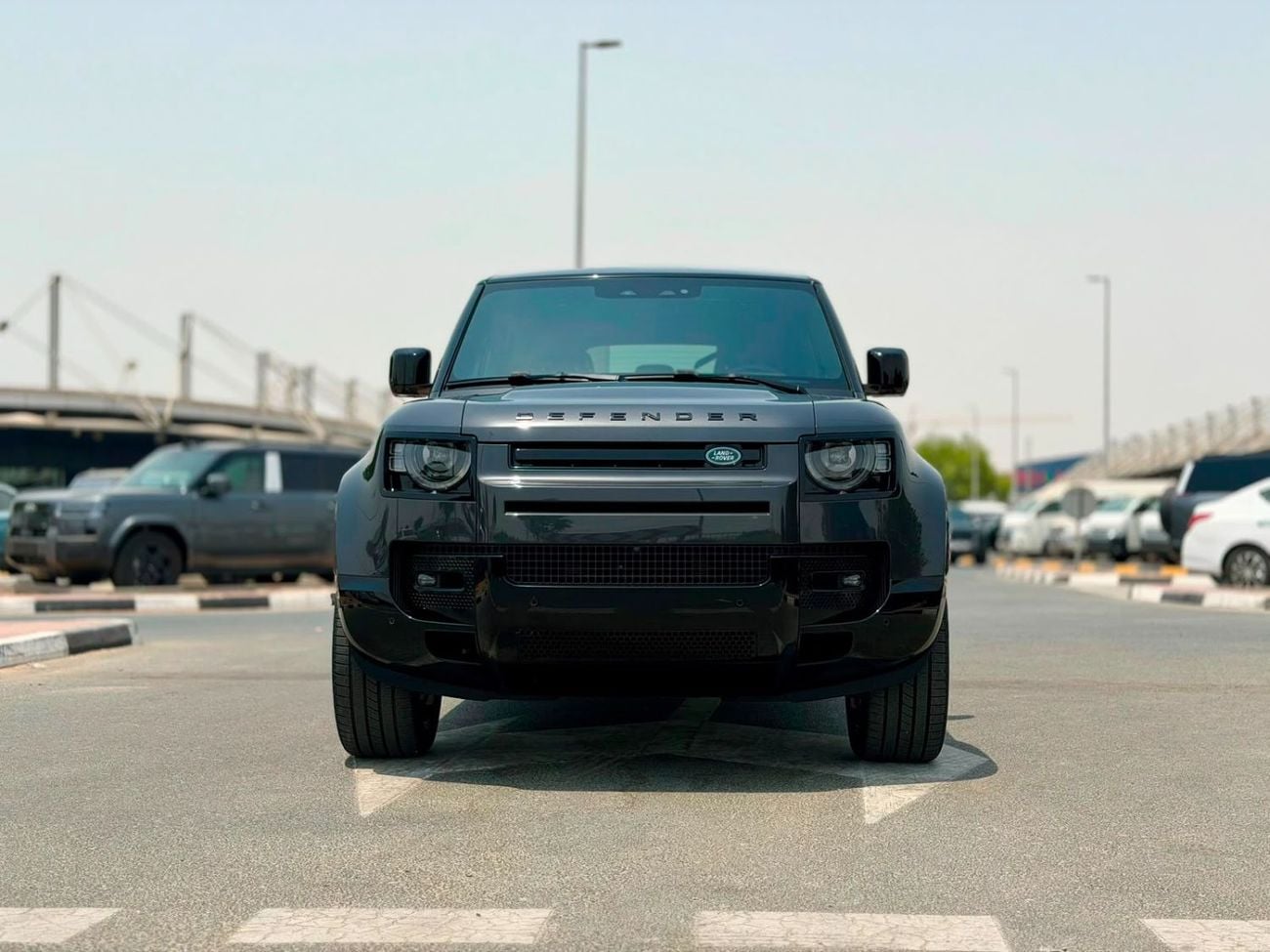 Land Rover Defender P500 X-DYNAMIC SE