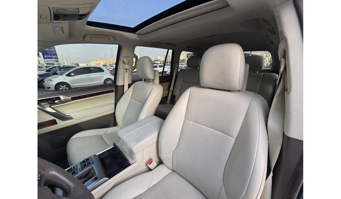 Lexus GX460 Platinum 4.6L LEXUS GX460 2010 GCC PERFECT CONDITION // FULL OPITION