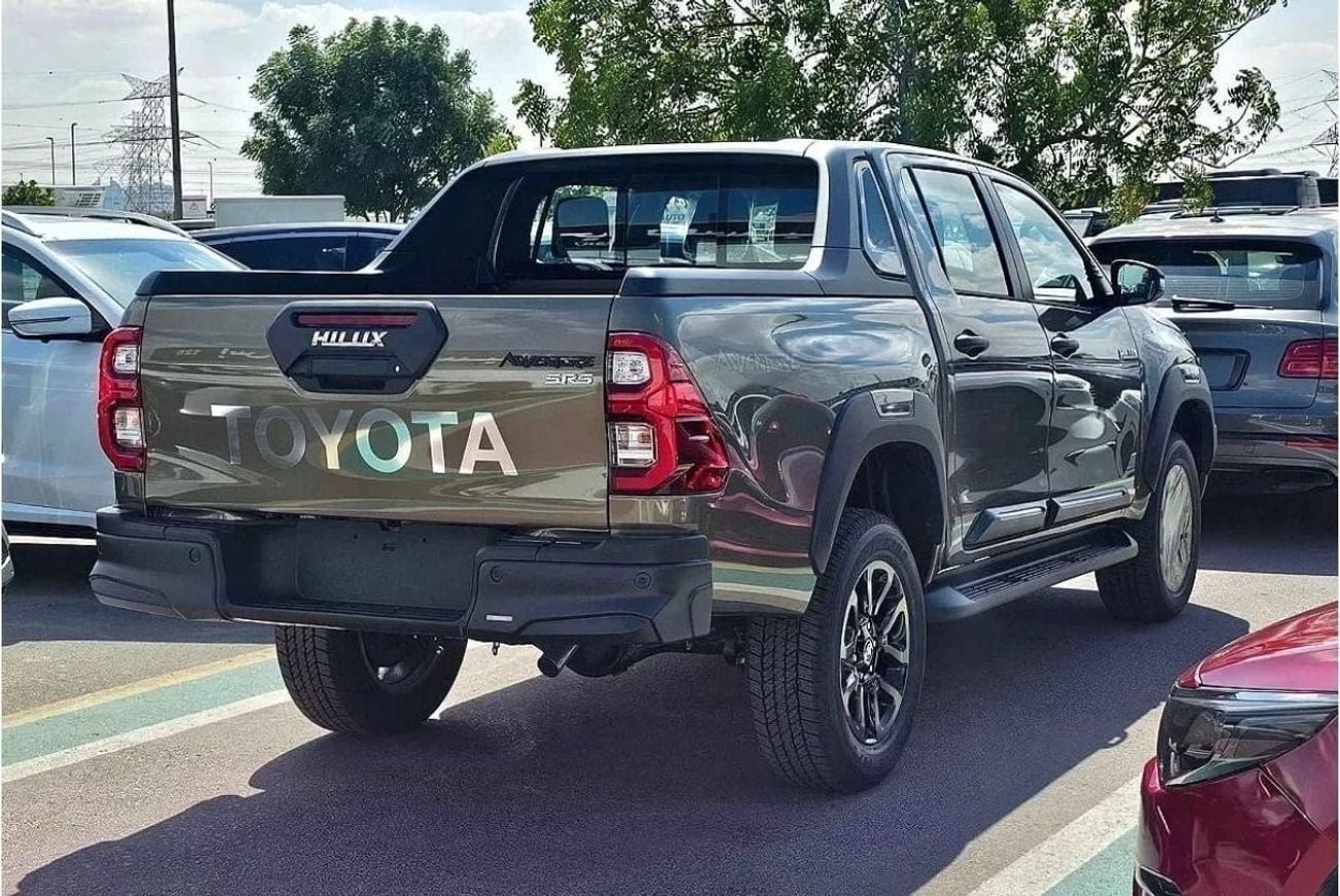 تويوتا هيلوكس DC ADVENTURE 2.8D AT 4X4 MY2024 - BLACK