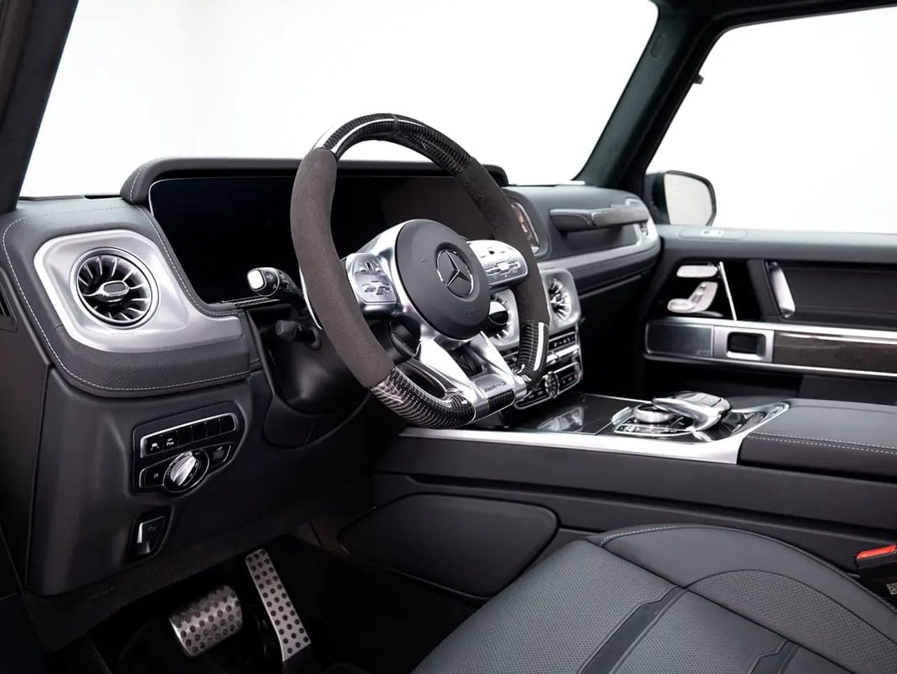 مرسيدس بنز G 63 AMG STD Mercedes G63 AMG | Double Night Package | 2 years warranty