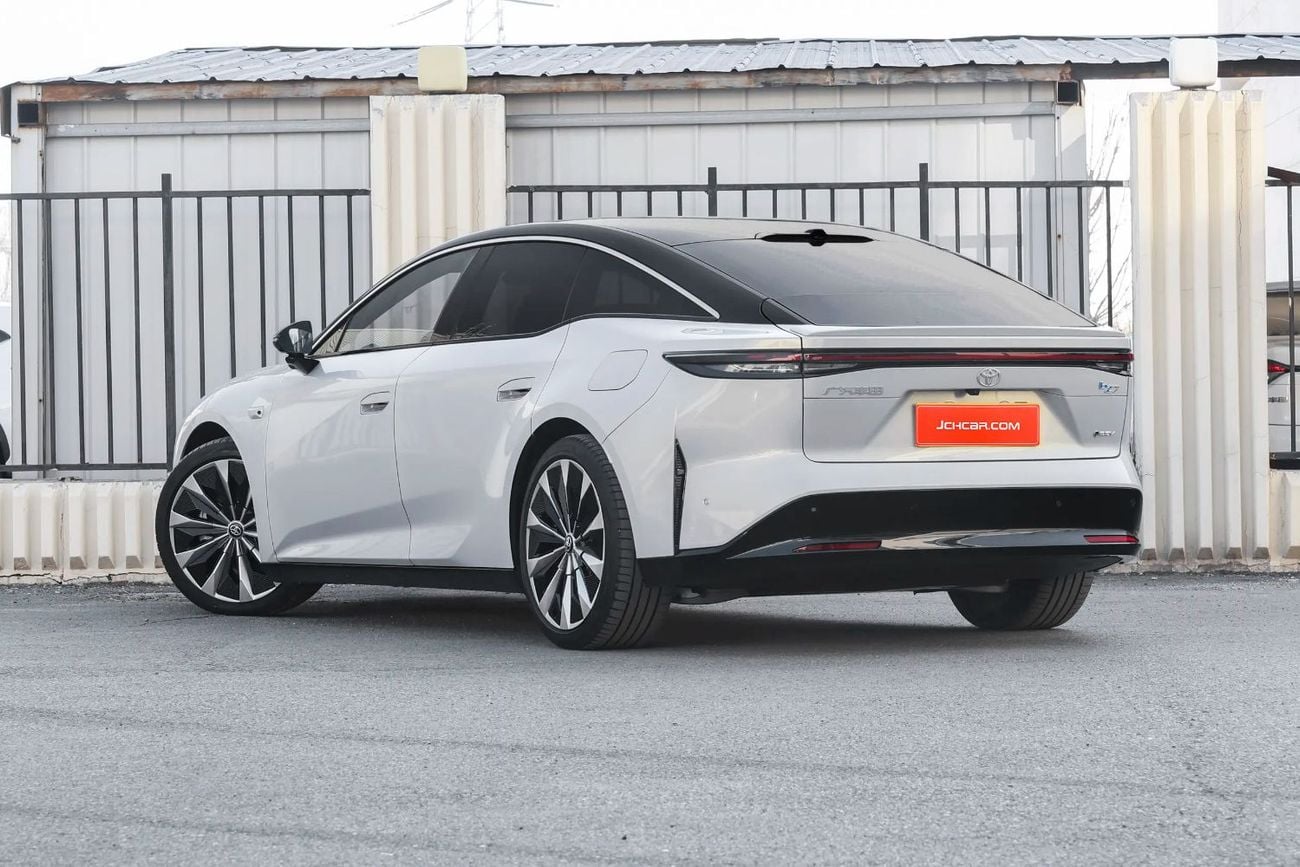 Toyota bZ7 pre order