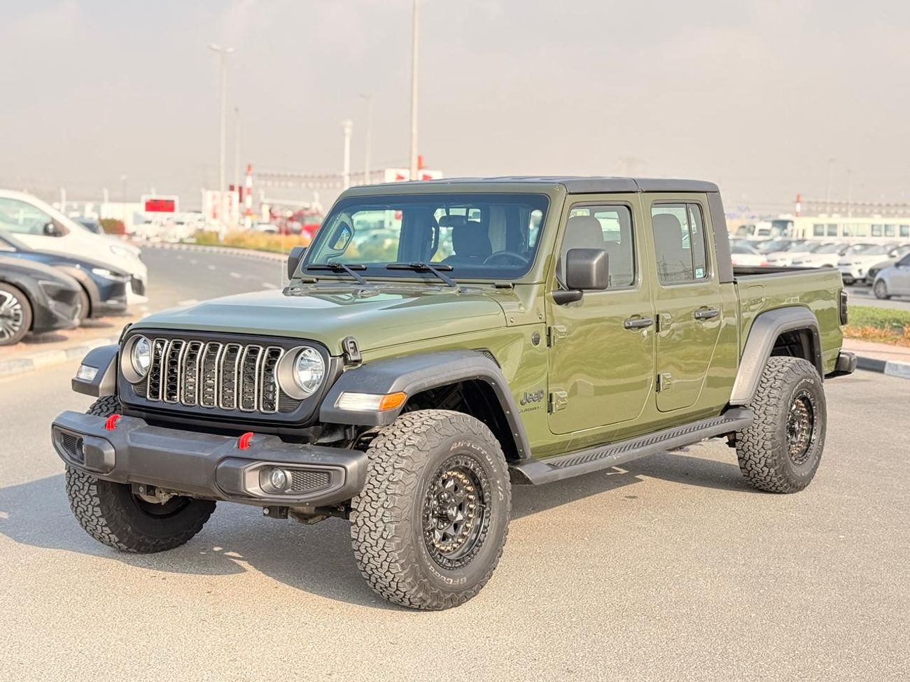 جيب جلادياتور Sport 3.6L