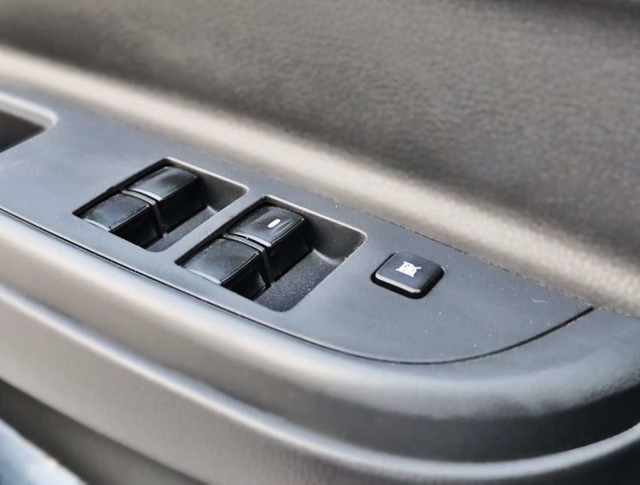 Mitsubishi L200 2019 Mitsubishi L200 GLS (V Gen), 4dr Double Cab Utility, 2.4L 4cyl Petrol, Manual, Four Wheel Drive