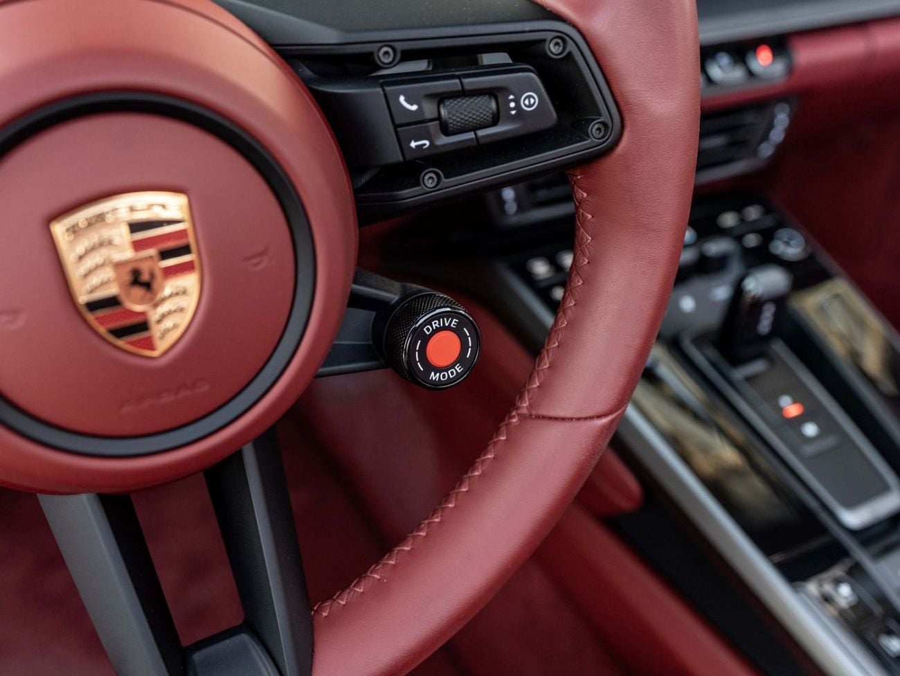 Porsche 911 CARRERA
