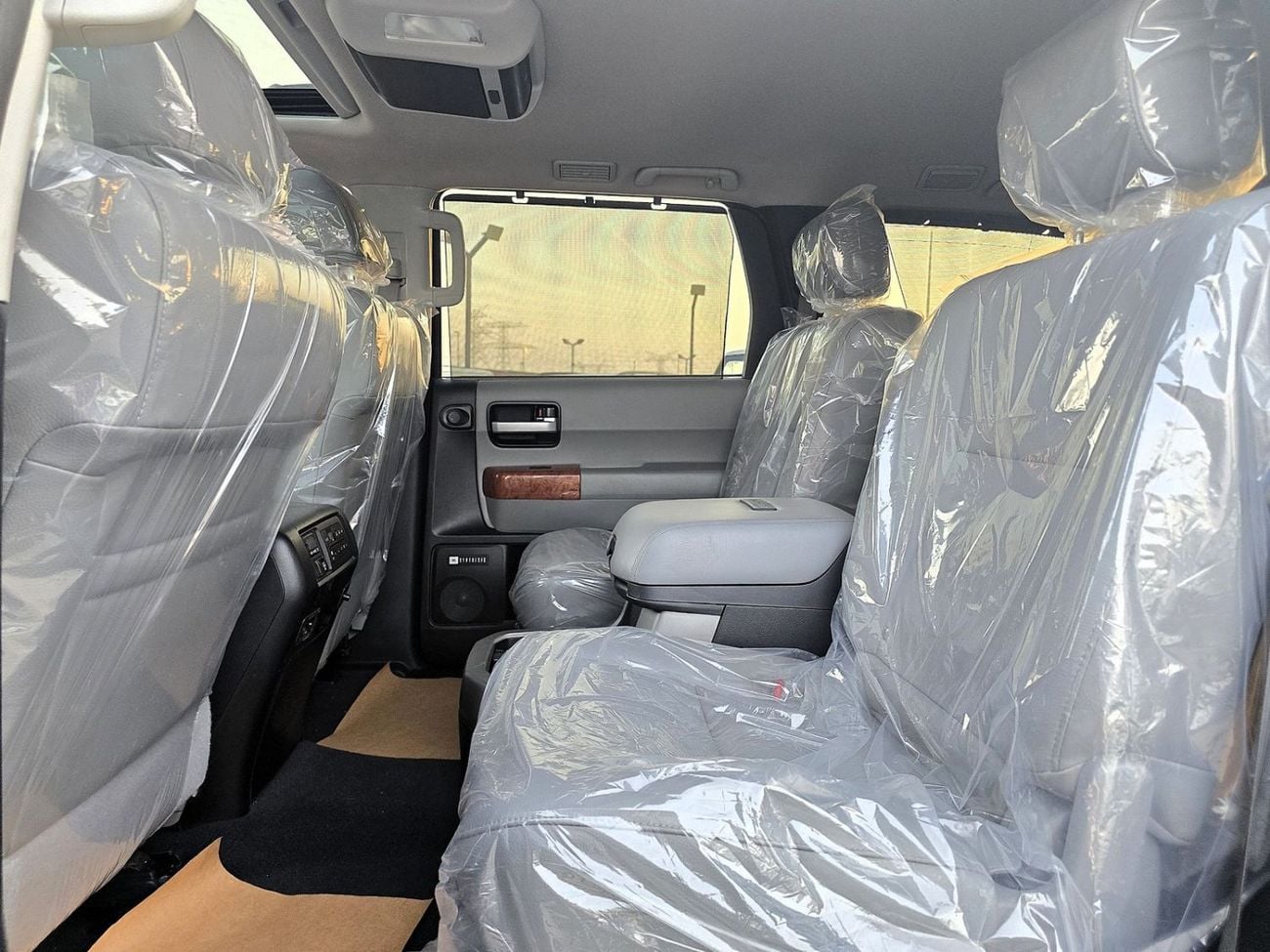 Toyota Sequoia Platinum 2020 USA specs