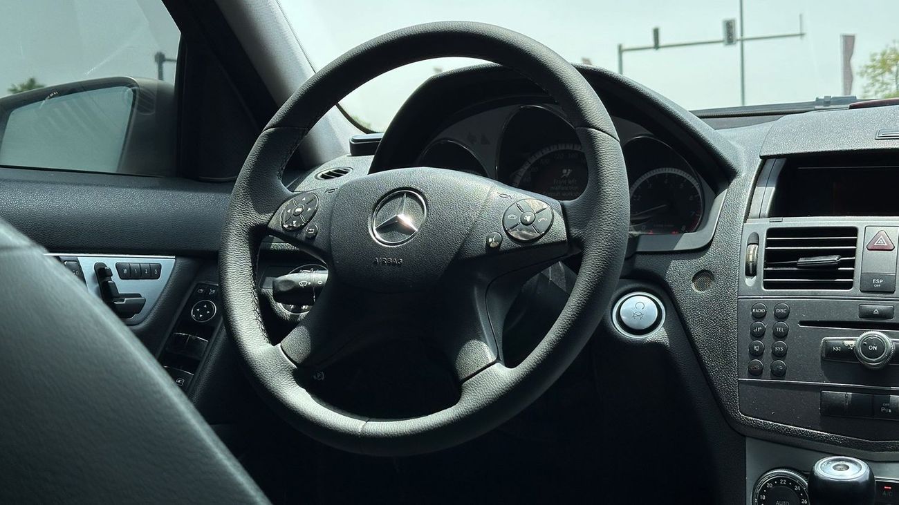 مرسيدس بنز C 200 GCC 2010 1.8L 4 Cylinders In Good Condition