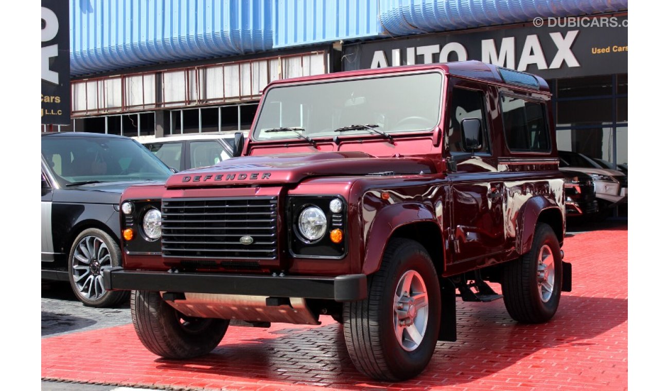 Land Rover Defender (2016) 90 M/T DIESEL, GCC