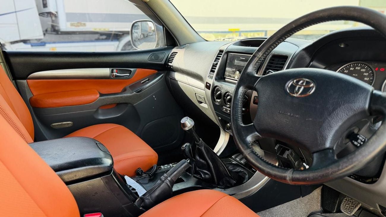 تويوتا برادو 4.0 PETROL ENGINE | MANUAL TRANSMISSION | ROOF RACK - FRONT BUMPER WITH LED LIGHTS | RHD