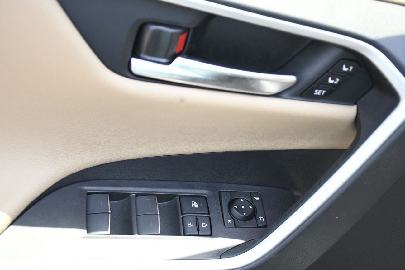 تويوتا راف ٤ Limited 2.5L HEV AWD With BSM Automatic (Ready Stock)