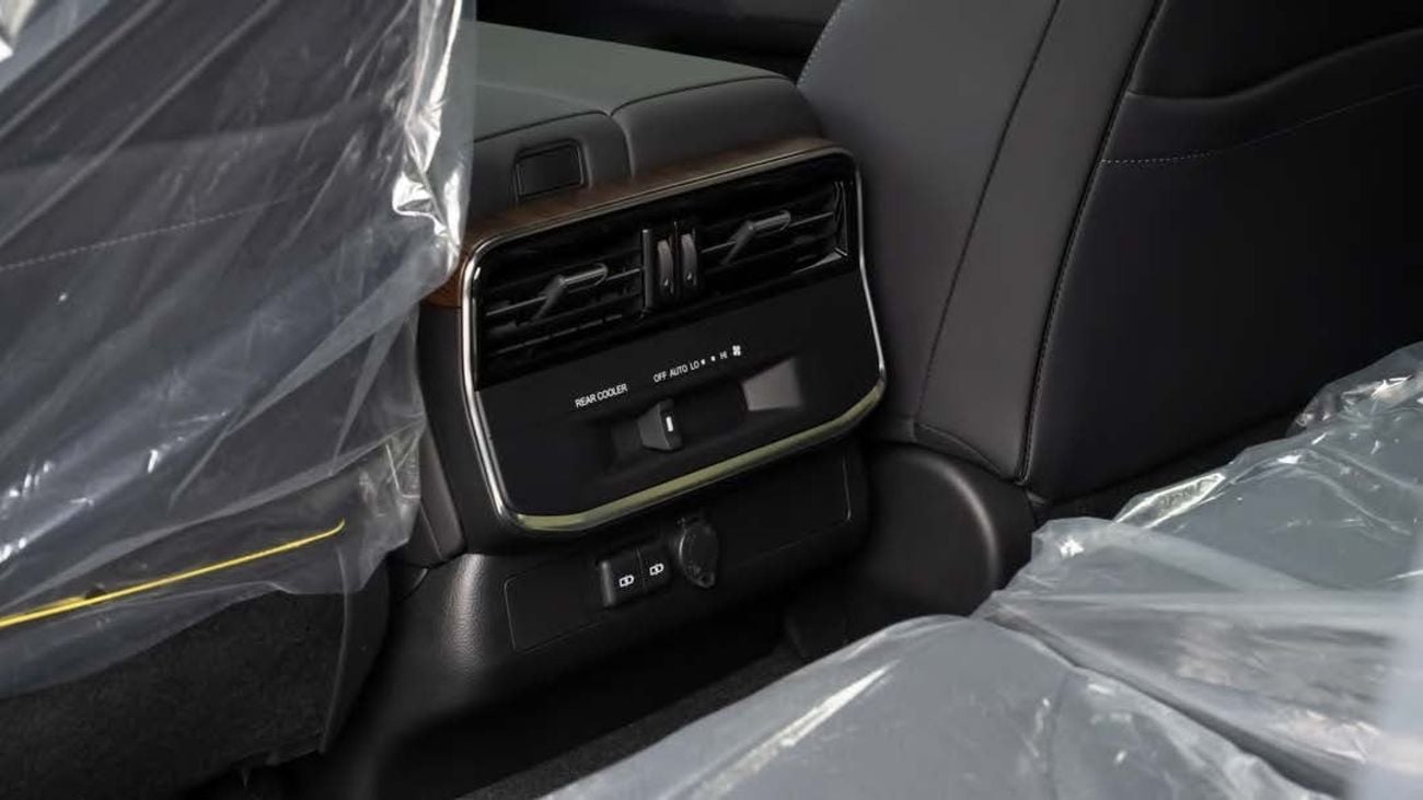 Toyota Land Cruiser GXR 4.0L Land Cruiser 4.0 GXR 2025 (rador) bahrain