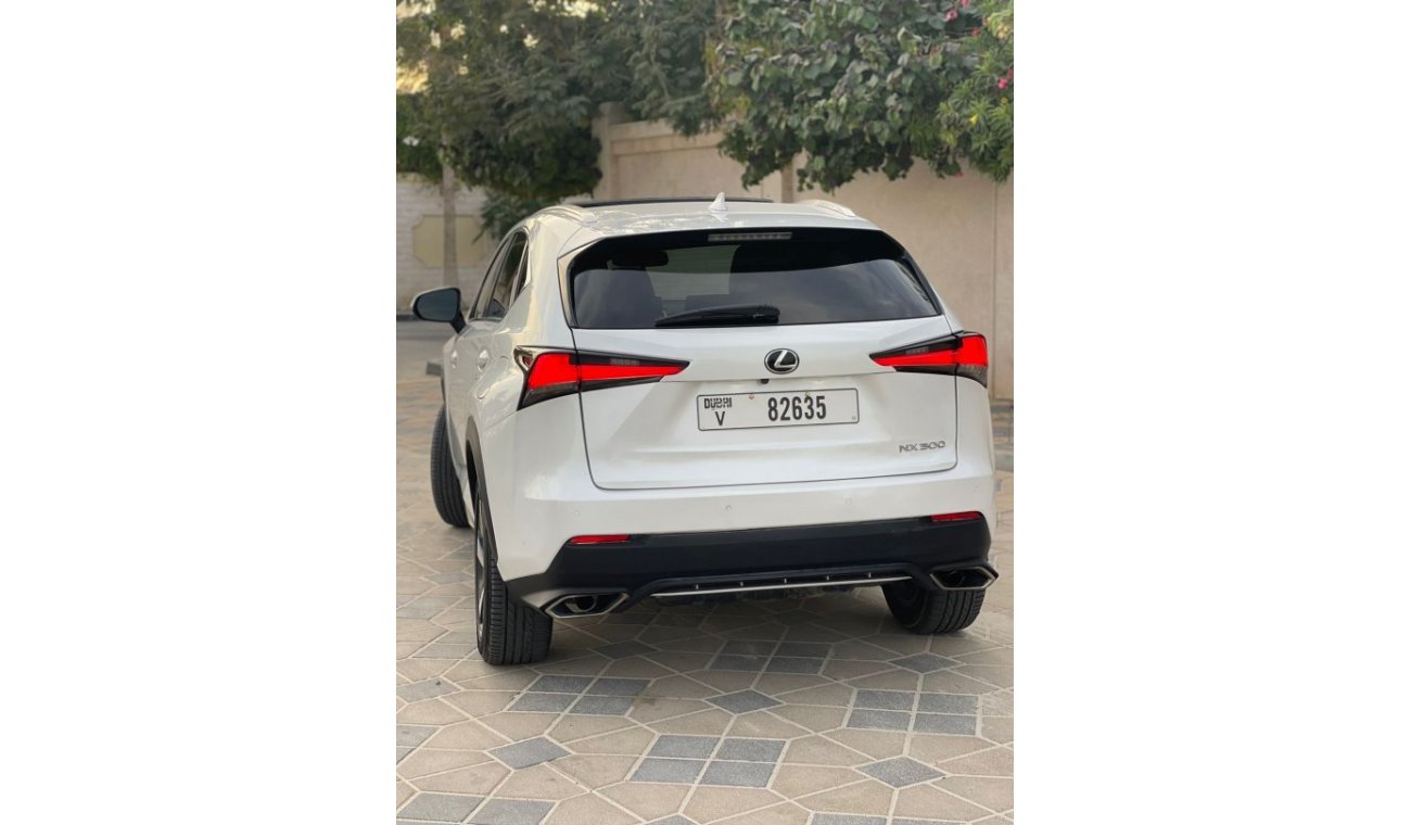 Lexus NX300