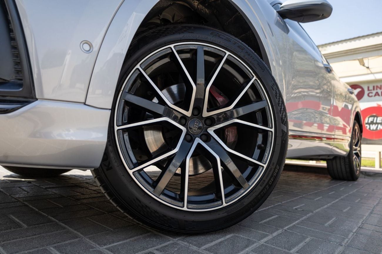 أودي Q8 55 TFSI quattro S-Line 3.0L (340 HP)