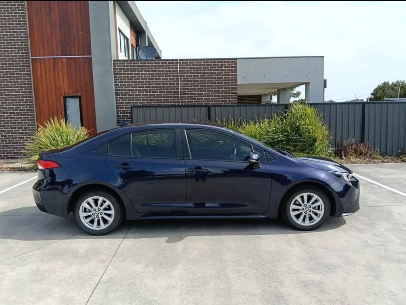 Toyota Corolla Limited 2.0L