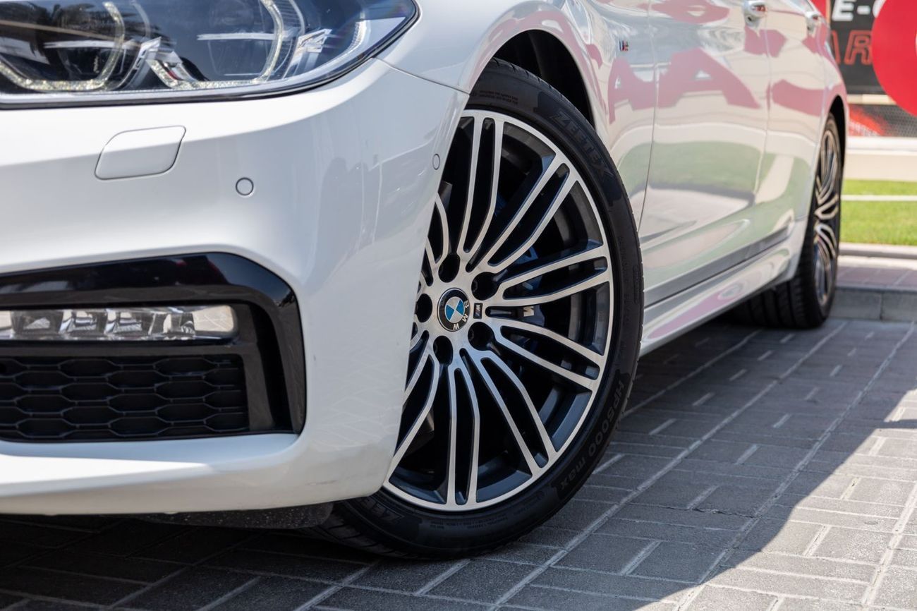 بي أم دبليو 530i M Sport 2.0L