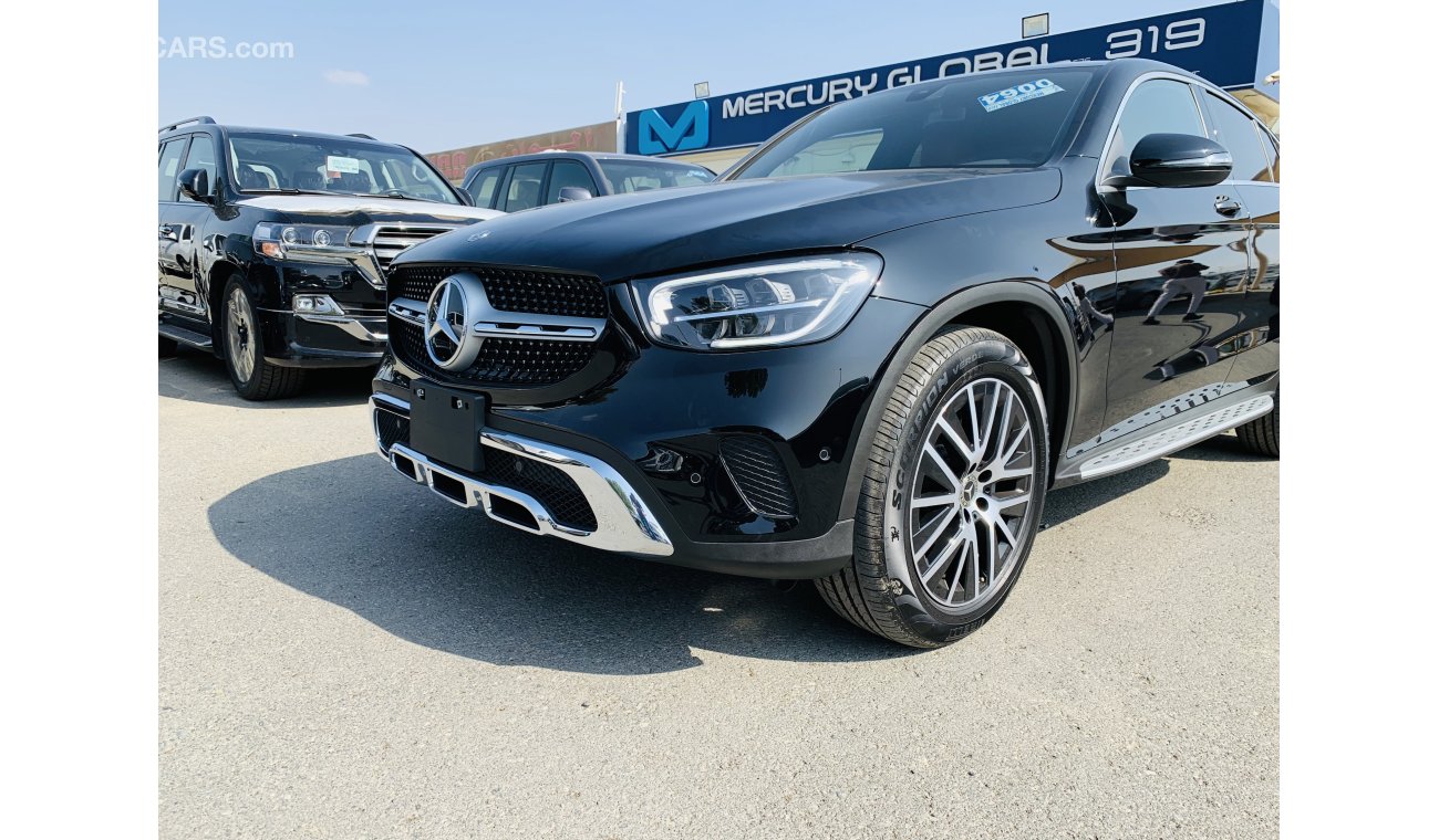 Mercedes-Benz GLC 300 2.0L PETROL COUPE AVANTGARDE