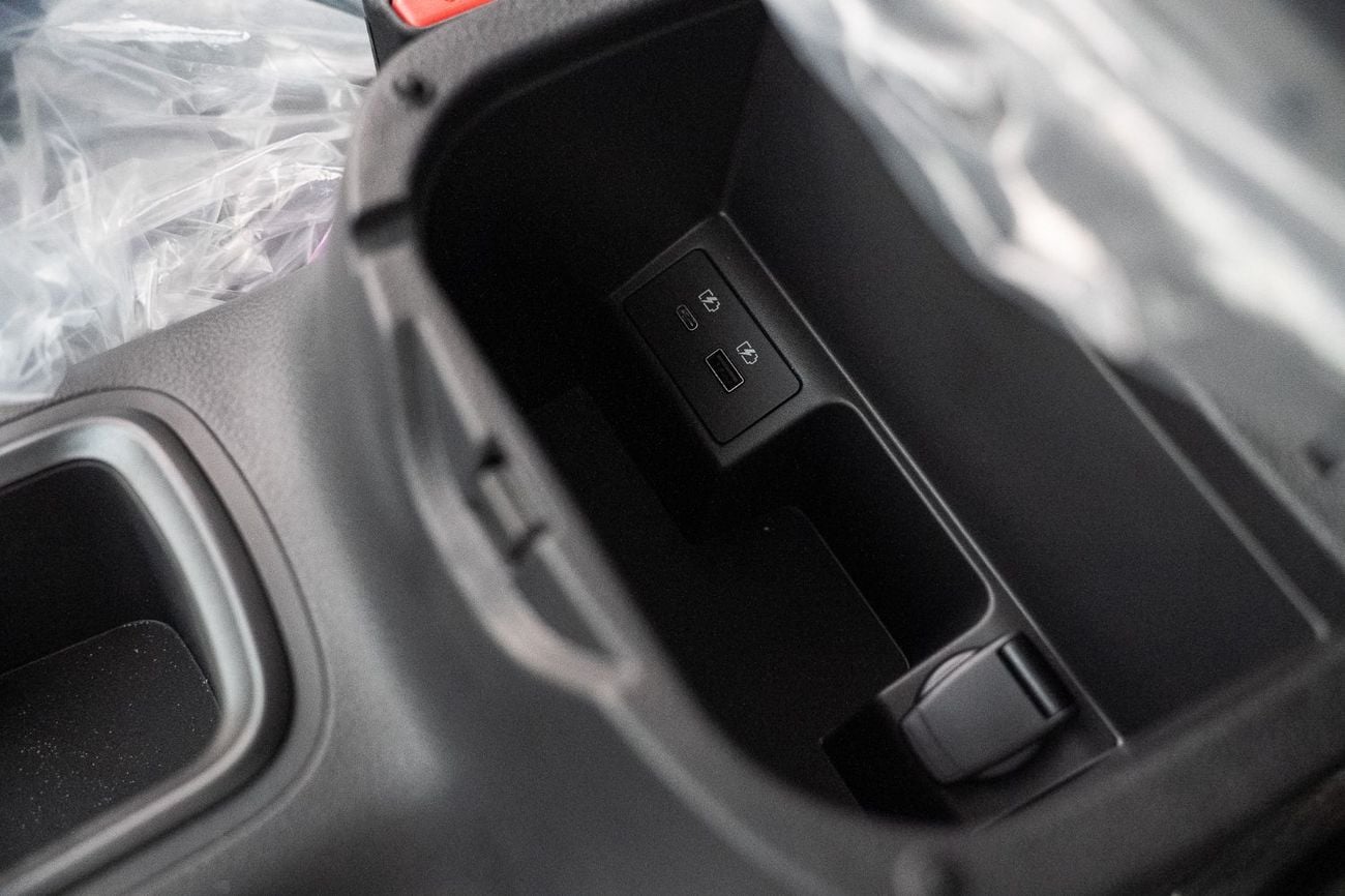 Nissan Navara PRO-4X Off-Road | 2.5L Diesel 4WD A/T (Only For Export)