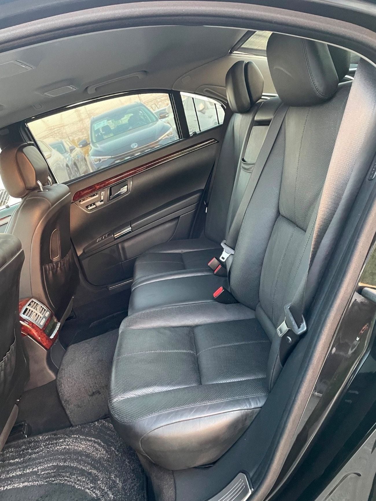 Mercedes Benz S550 STD