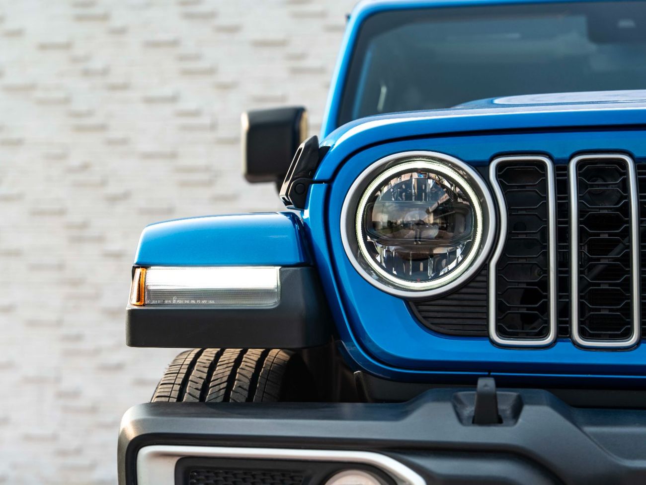 Jeep Wrangler Unlimited Sahara 2.0L A/T