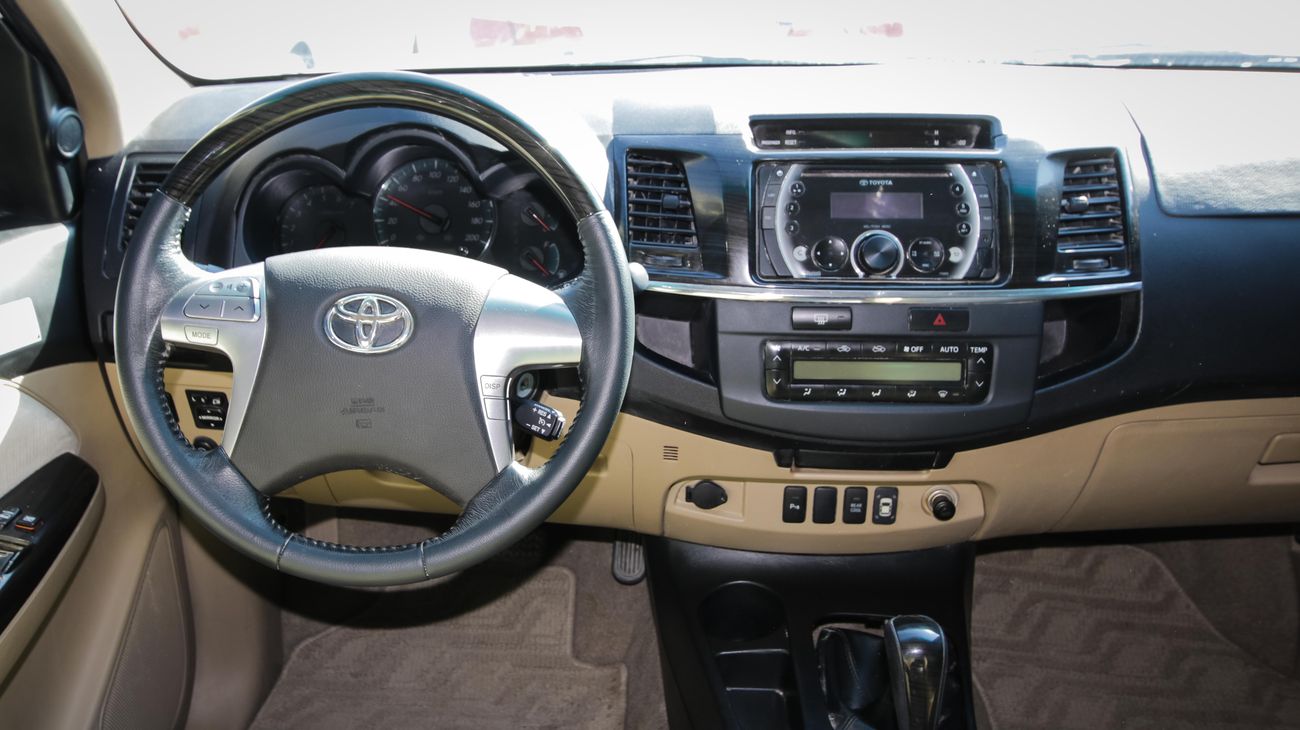 Toyota Fortuner GXR 4.0L V6