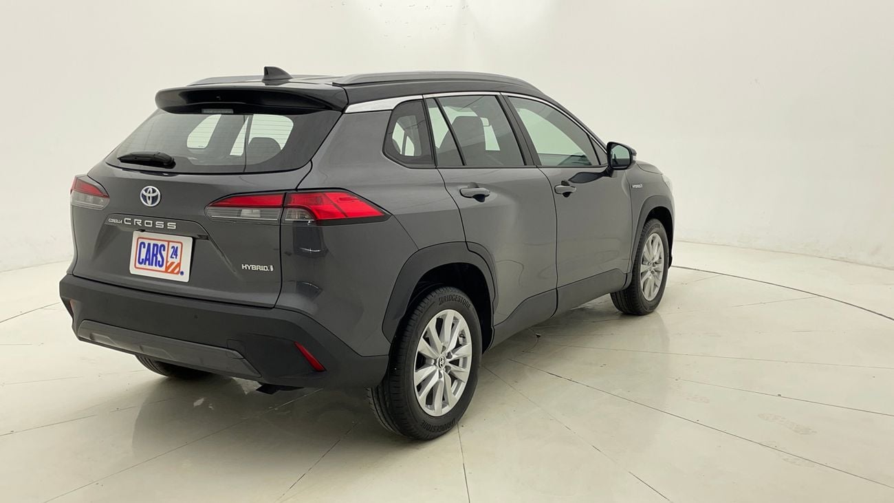 تويوتا كورولا كروس GLI 1.8 | بدون دفعة مقدمة | اختبار القيادة في المنزل