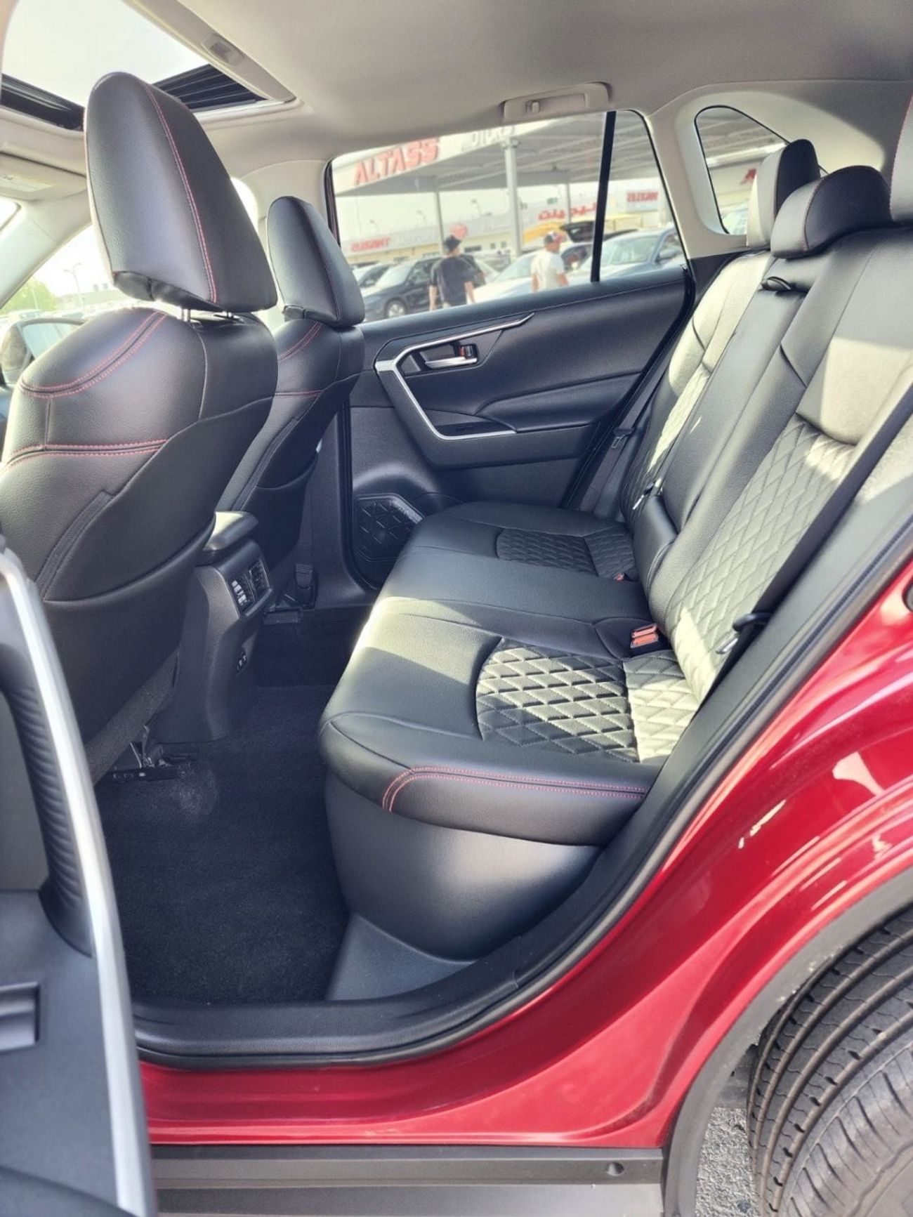 Toyota RAV4 XLE TOYOTA RAV4 HYBRID 2021 MODEL FULL OPTIONS