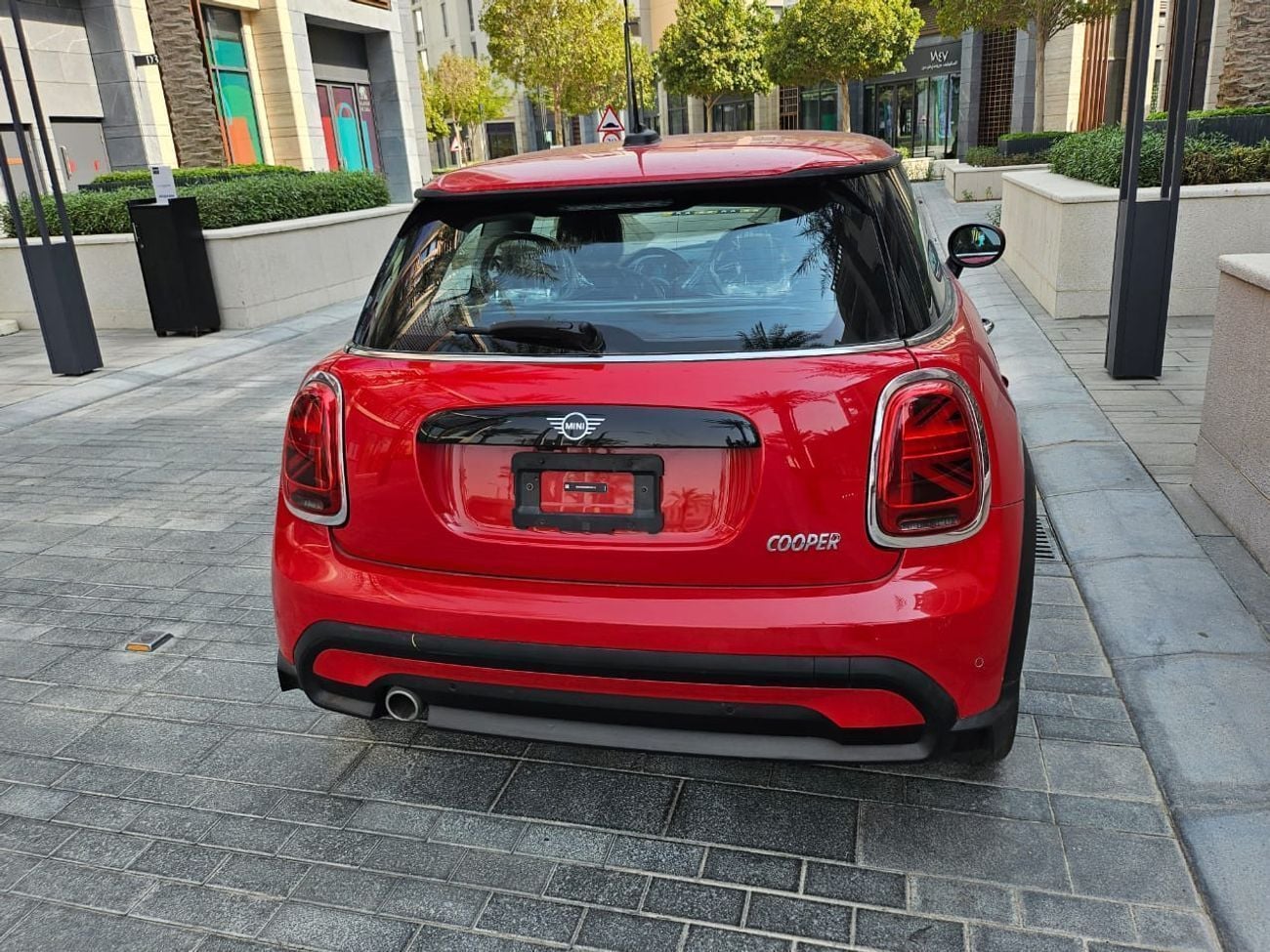 Mini Cooper STANDARD Exceptional Deal! 2024 Mini Cooper | Ultra-Low Mileage 30,217 KM | Iconic Style – Like New!