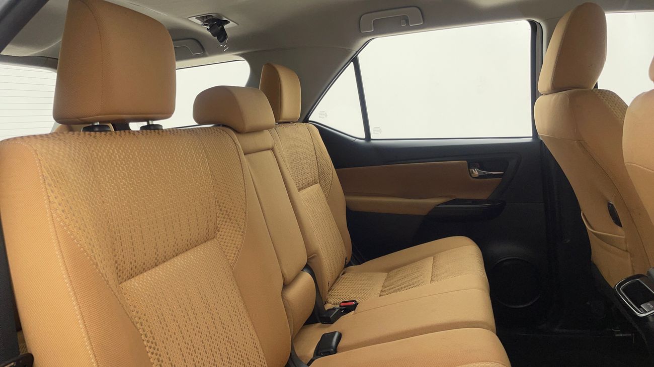 تويوتا فورتونر EXR 2.7 | بدون دفعة مقدمة | اختبار القيادة في المنزل