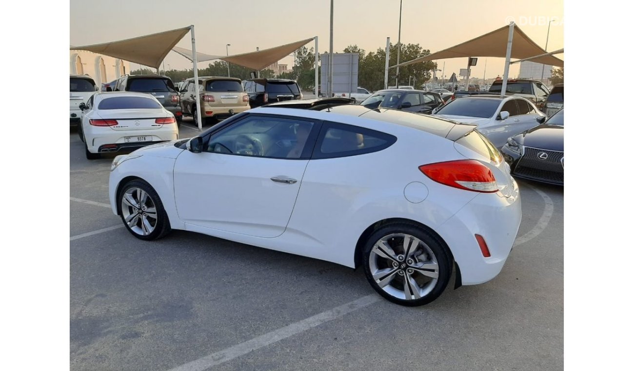 Hyundai Veloster Hyundai veloster GCC full option perfect condition