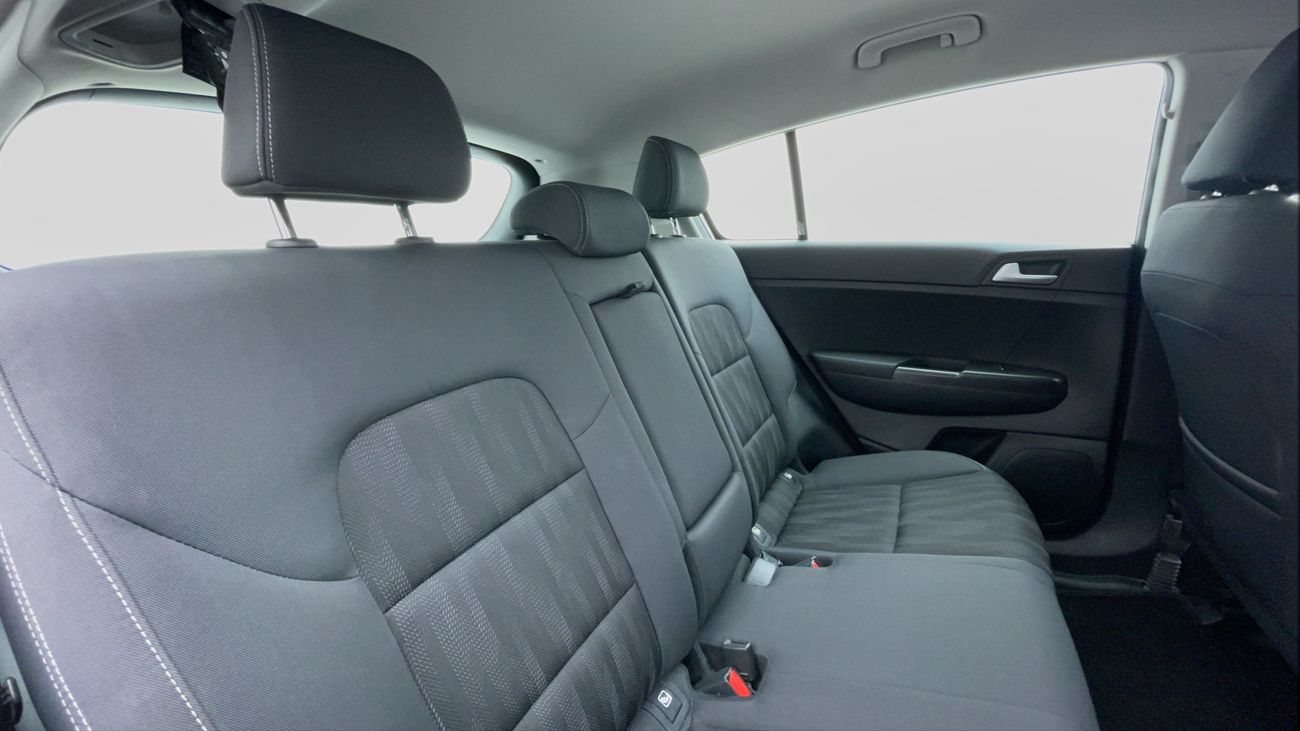 كيا سبورتيج 2 2000