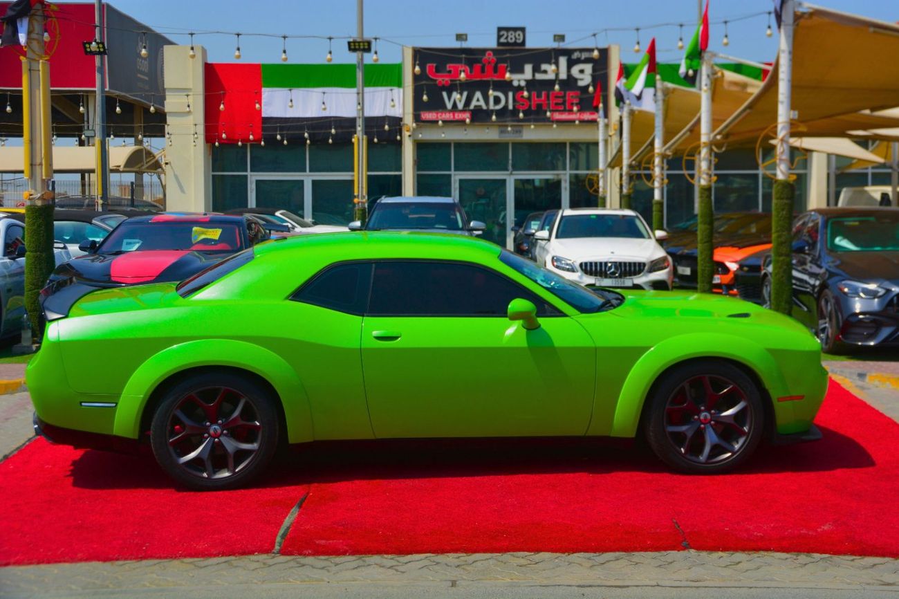 Dodge Challenger SXT