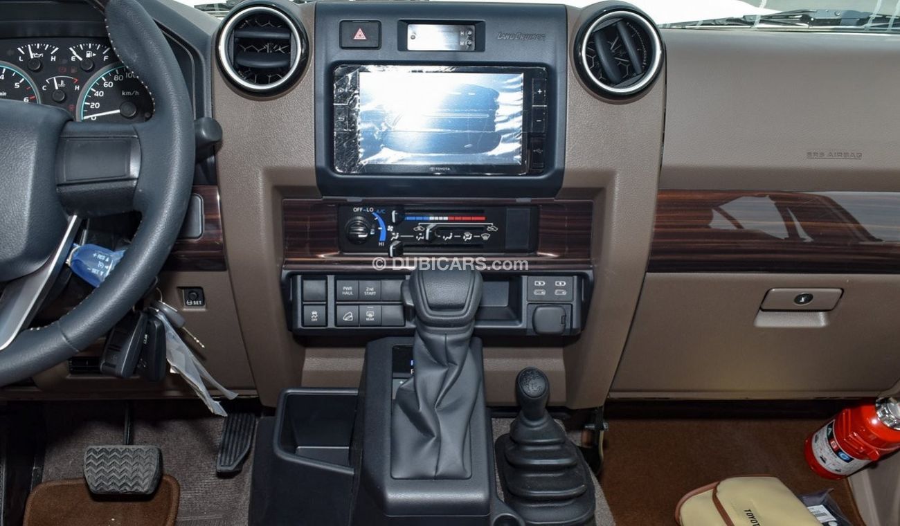 Toyota Land Cruiser 70