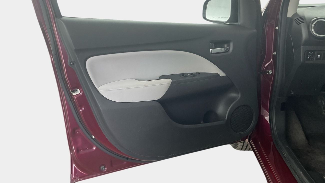 ميتسوبيشي اتراج GLX Full | upto AED 20,000 Ramadan Discount | شامل الضمان | 0 ﺪﻔﻋﺓ ﺃﻮﻟﻯ