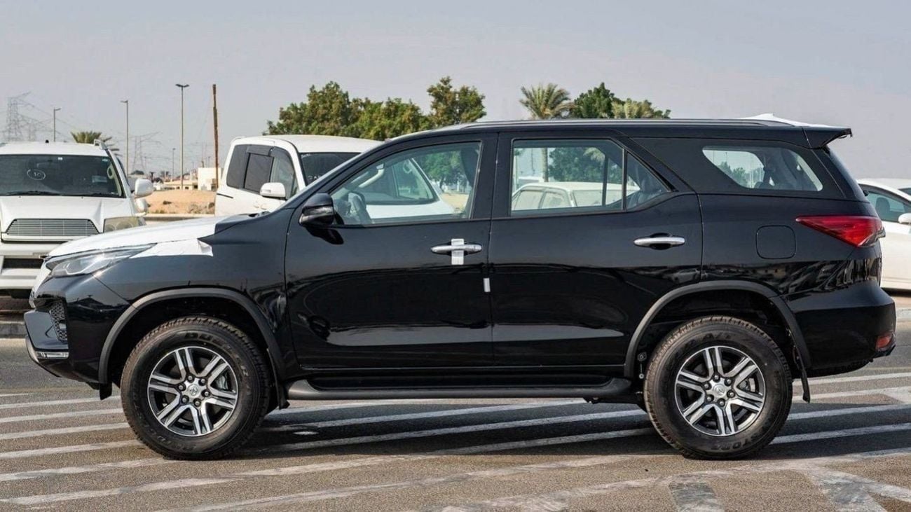 تويوتا فورتونر EXR Toyota Fortuner 2.4L Diesel V4 4x4 2024