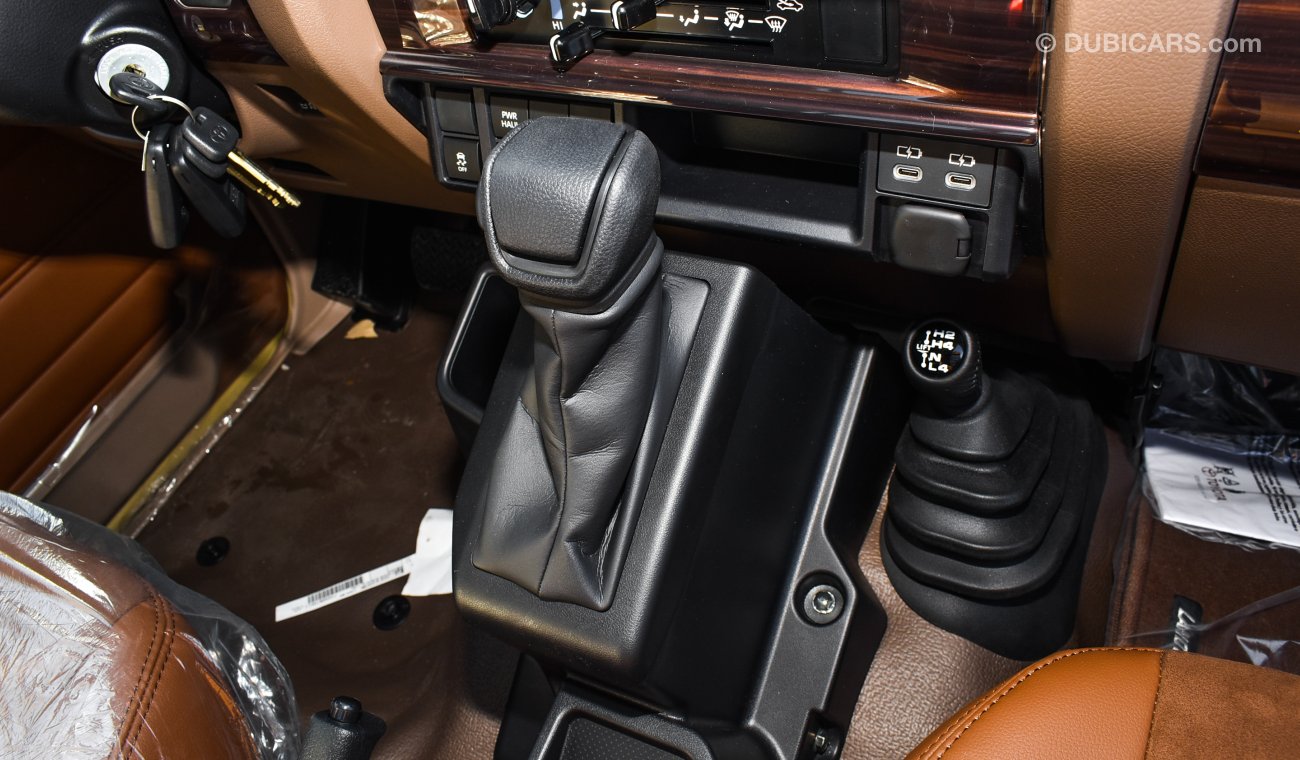 Toyota Land Cruiser Pick Up LX 4.0L V6 Petrol Single Cabin Auto transmission