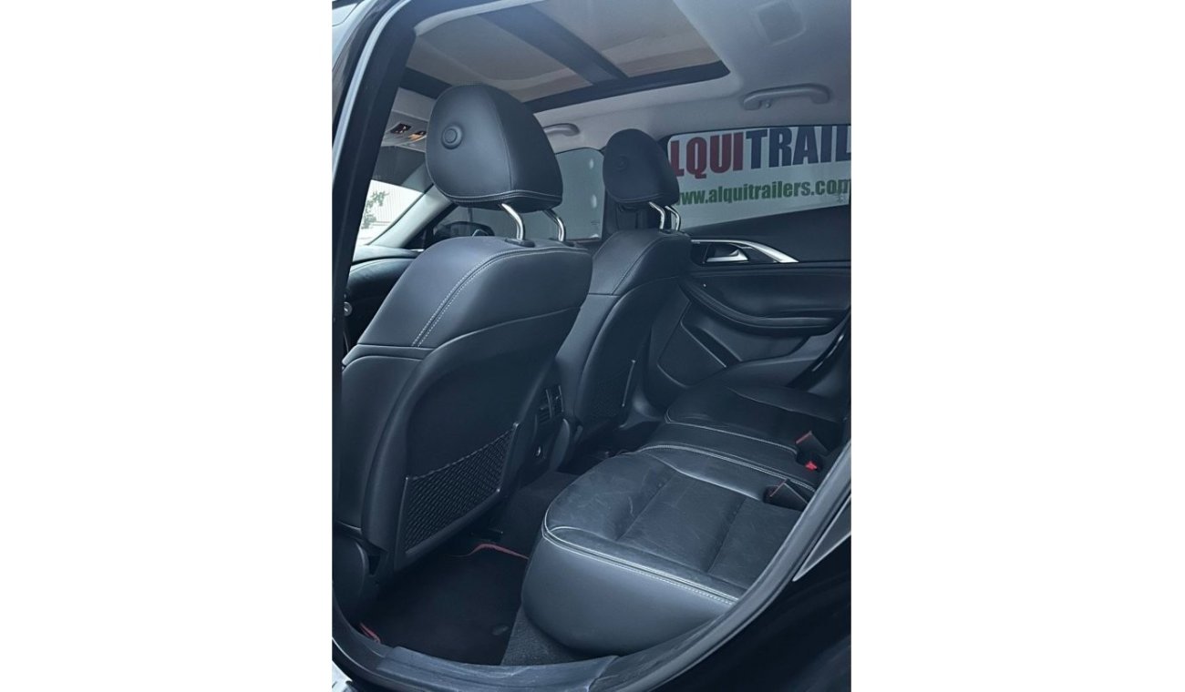 Infiniti Q30 Premium