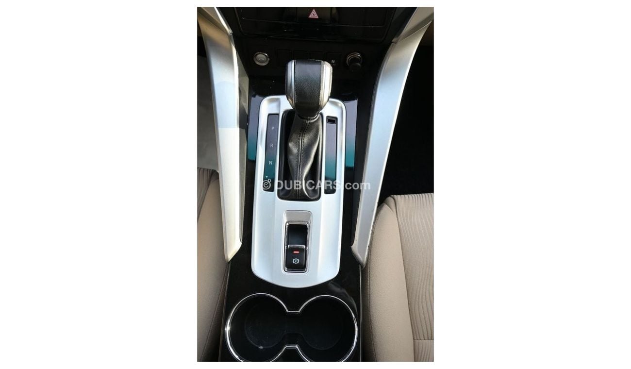 ميتسوبيشي مونتيرو ميتسوبيشي مونتيرو سبورت 3.0 لتر دفع رباعي 5 باب اللون الابيض الموديل: 2017