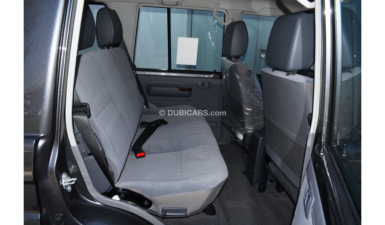 تويوتا لاند كروزر 70 76 V8 4.5L Diesel MT- Full option (Export only)
