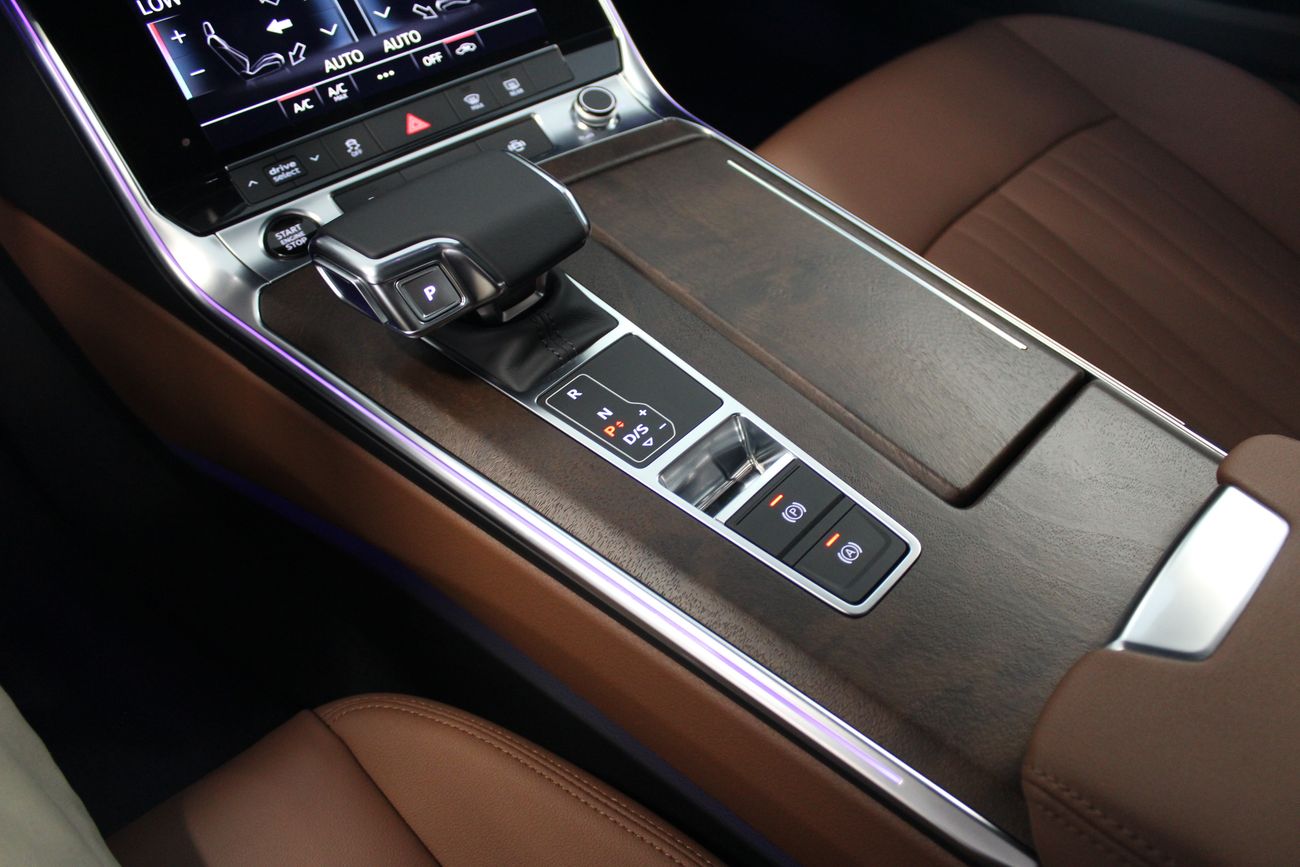 أودي A6 A6 40 TFSI 190hp Executive (Ref#5771)