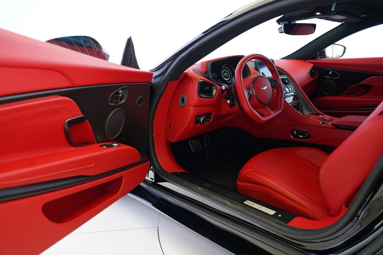 Aston Martin DB11 AMR 5.2L