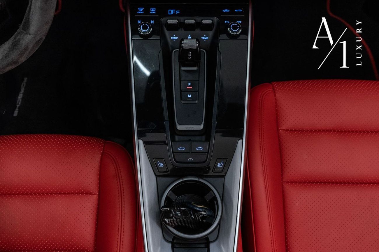 Porsche 911 Carrera S 3.0L (445 HP) Convertible 2020 Porsche 911 Carrera S Cabriolet, Warranty, Carbon Fiber Pac