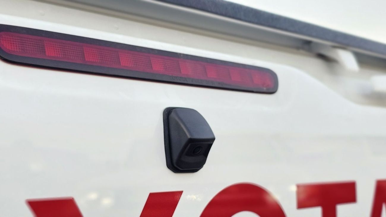 Toyota Hilux S GLX 2.4L 4WD A/T