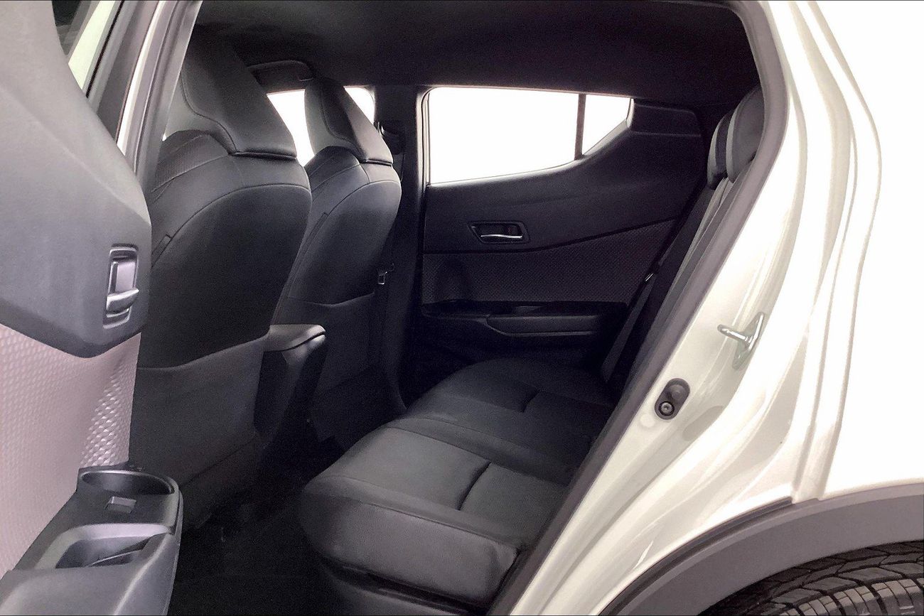 تويوتا CHR VX | شامل الضمان | 0 ﺪﻔﻋﺓ ﺃﻮﻟﻯ