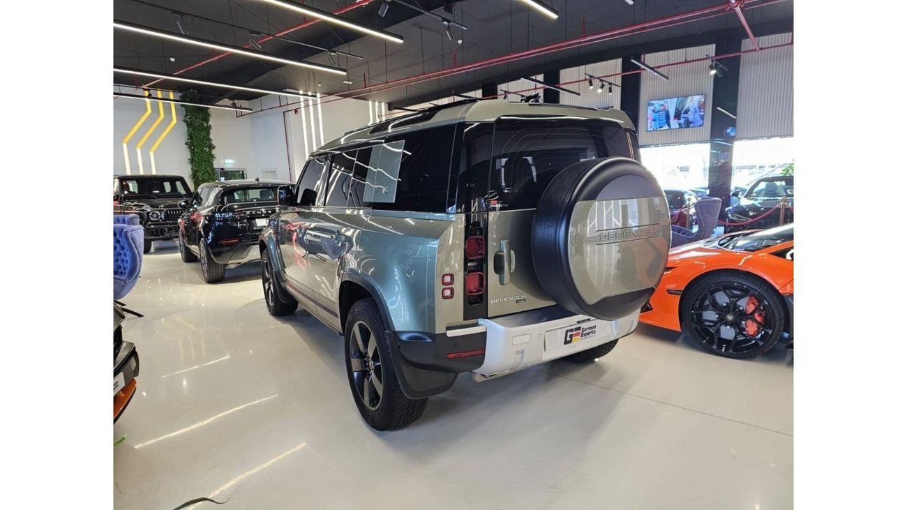Land Rover Defender P400 110 HSE 3.0L (5 Seater) 2022 Defender P400-110HSE / UNIQUE COLOR/ Warranty and service contract