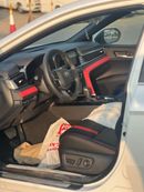 Toyota Camry LE HEV