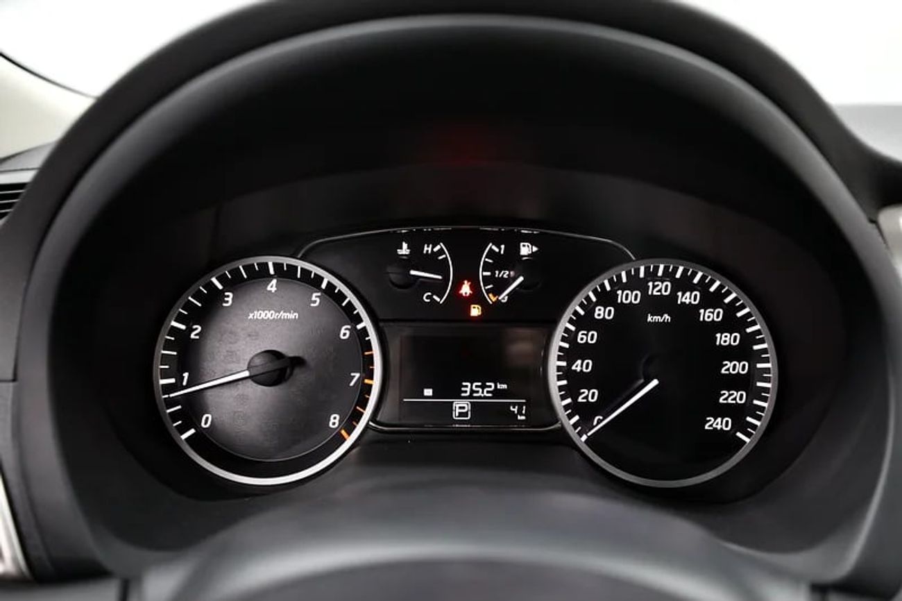 نيسان سيلفي | | Brand | 725 monthly | Free Insurance + Registration Ref#Sylphy25