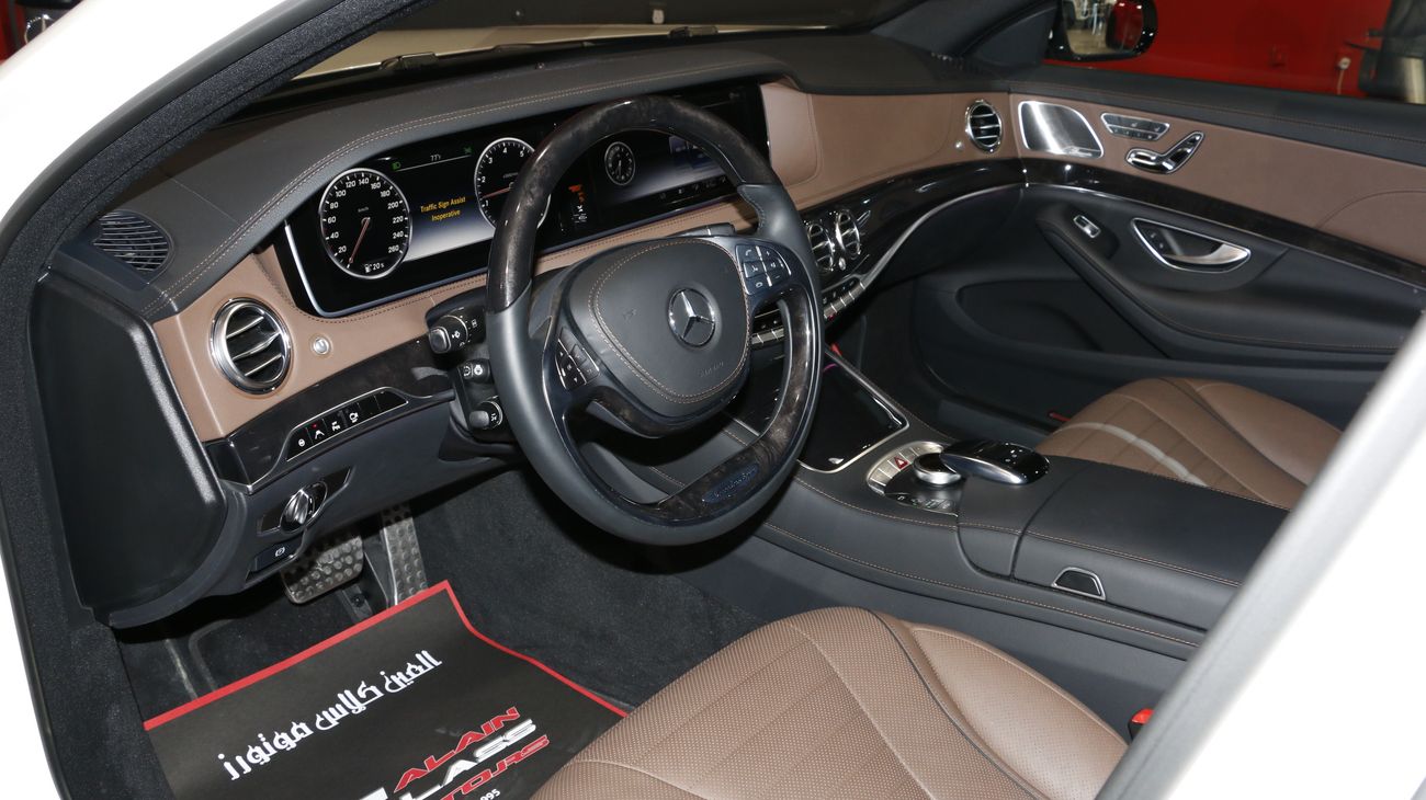 Mercedes-Benz S 550 AMG