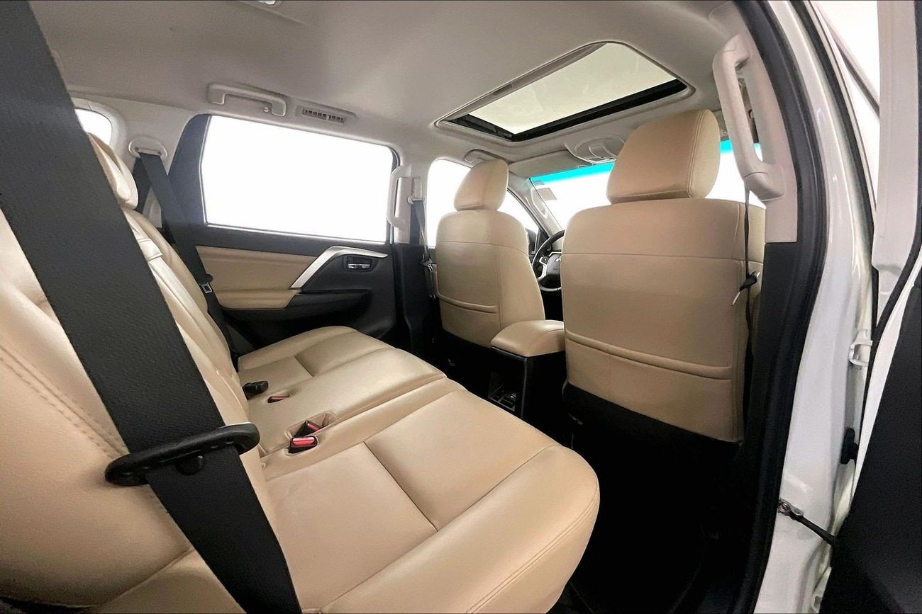 ميتسوبيشي مونتيرو سبورت GLS Premium | National Day Celebration | شامل الضمان | 0 ﺪﻔﻋﺓ ﺃﻮﻟﻯ