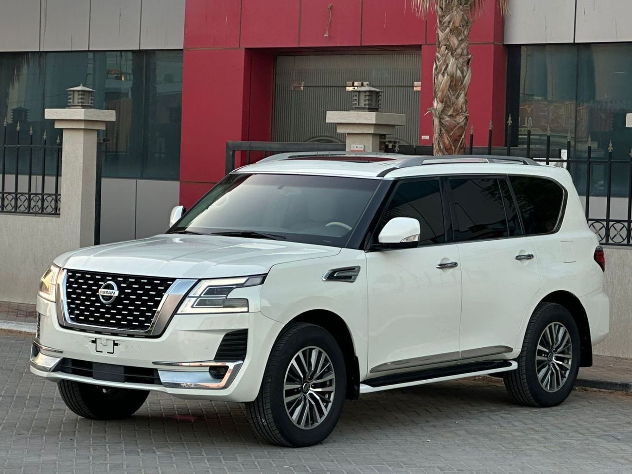 Nissan Patrol SE T1 نيسان باترول SE GCC محول من 2014 ال2022
